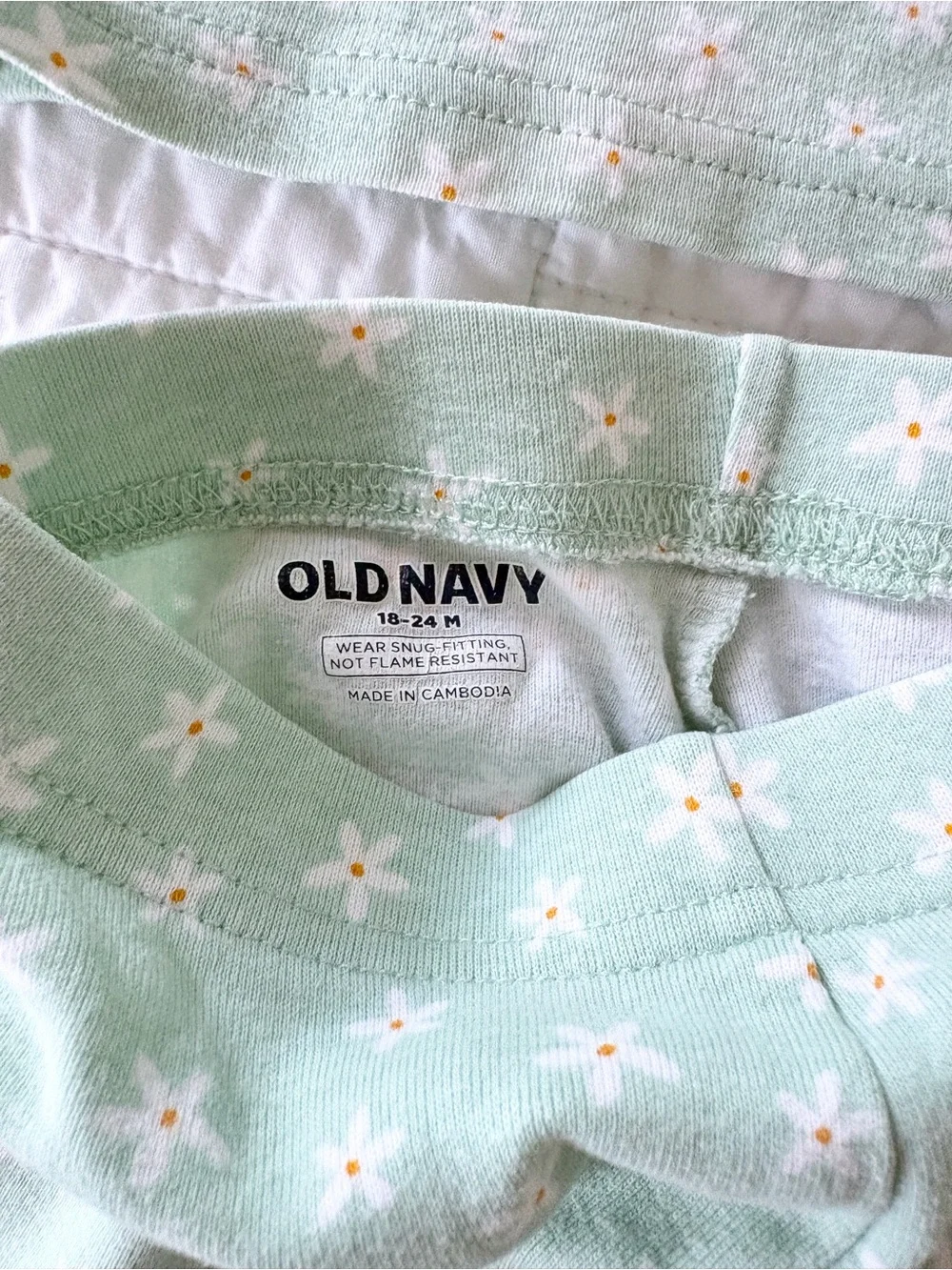 Old Navy Mint Green Floral Short Pajama Set - Size 18-24 Months